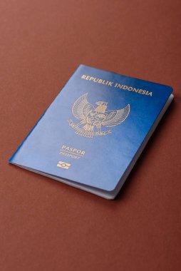 Seyahat, uçmak ve iş yapmak için Endonezya pasaportu. Endonezya belgesi, sınırı geçmek için kimlik