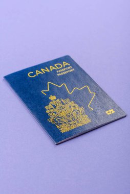 Seyahat etmek, uçmak ve iş yapmak için Kanada pasaportu. Kanada belgesi, sınırı geçmek için kimlik