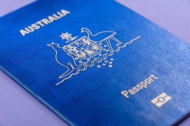 Seyahat etmek, uçmak ve iş yapmak için Avustralya pasaportu. Avustralya belgesi, sınırı geçmek için kimlik