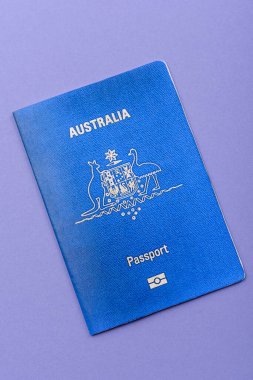 Seyahat etmek, uçmak ve iş yapmak için Avustralya pasaportu. Avustralya belgesi, sınırı geçmek için kimlik