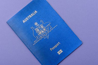 Seyahat etmek, uçmak ve iş yapmak için Avustralya pasaportu. Avustralya belgesi, sınırı geçmek için kimlik