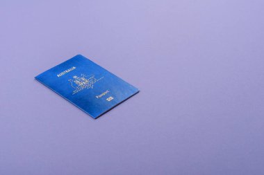 Seyahat etmek, uçmak ve iş yapmak için Avustralya pasaportu. Avustralya belgesi, sınırı geçmek için kimlik