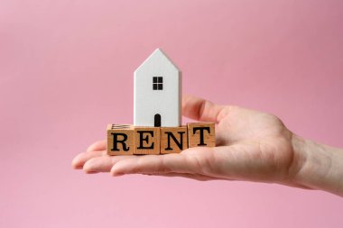 Ev kiralamak, mülk satın almak, araba kiralamak, iş yeri satın almak ve satmak.