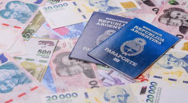 Seyahat etmek, uçmak ve iş yapmak için Arjantin pasaportu. Arjantin belgesi, sınırı geçmek için kimlik