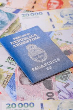 Seyahat etmek, uçmak ve iş yapmak için Arjantin pasaportu. Arjantin belgesi, sınırı geçmek için kimlik