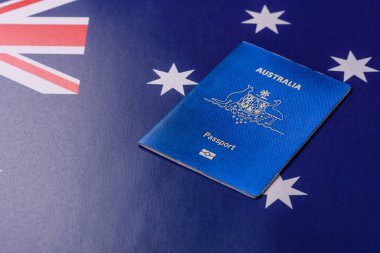 Seyahat etmek, uçmak ve iş yapmak için Avustralya pasaportu. Avustralya belgesi, sınırı geçmek için kimlik