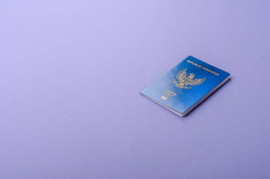 Seyahat, uçmak ve iş yapmak için Endonezya pasaportu. Endonezya belgesi, sınırı geçmek için kimlik