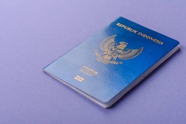 Seyahat, uçmak ve iş yapmak için Endonezya pasaportu. Endonezya belgesi, sınırı geçmek için kimlik