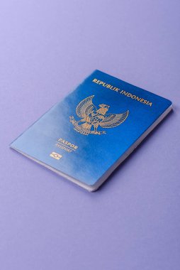 Seyahat, uçmak ve iş yapmak için Endonezya pasaportu. Endonezya belgesi, sınırı geçmek için kimlik