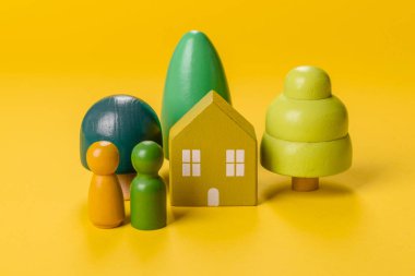 Ev, gayrimenkul yatırımı ya da mülkle ilgili kavramsal geçmiş. Birikimlerle bir ev almak.