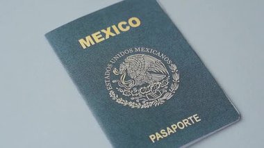Seyahat etmek, uçmak ve iş yapmak için Meksika pasaportu. Meksika belgesi, sınırı geçmek için kimlik