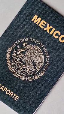 Seyahat etmek, uçmak ve iş yapmak için Meksika pasaportu. Meksika belgesi, sınırı geçmek için kimlik