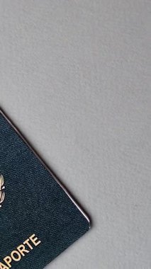 Seyahat etmek, uçmak ve iş yapmak için Meksika pasaportu. Meksika belgesi, sınırı geçmek için kimlik