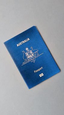 Seyahat etmek, uçmak ve iş yapmak için Avustralya pasaportu. Avustralya belgesi, sınırı geçmek için kimlik