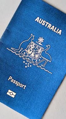 Seyahat etmek, uçmak ve iş yapmak için Avustralya pasaportu. Avustralya belgesi, sınırı geçmek için kimlik