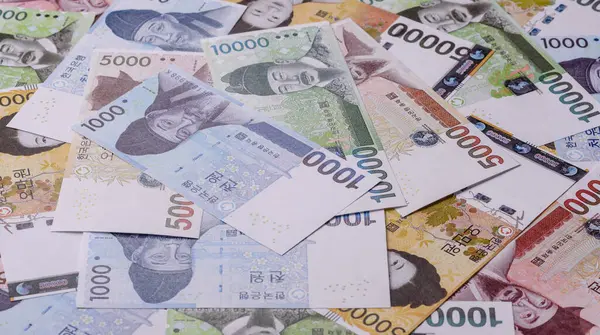 Kağıt para, Güney Kore banknotları finans sektörü geçmişi. Nakit, yatırım, bankacılık