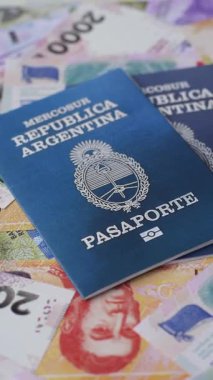 Seyahat etmek, uçmak ve iş yapmak için Arjantin pasaportu. Arjantin belgesi, sınırı geçmek için kimlik