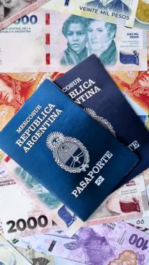 Seyahat etmek, uçmak ve iş yapmak için Arjantin pasaportu. Arjantin belgesi, sınırı geçmek için kimlik