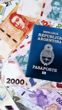 Seyahat etmek, uçmak ve iş yapmak için Arjantin pasaportu. Arjantin belgesi, sınırı geçmek için kimlik
