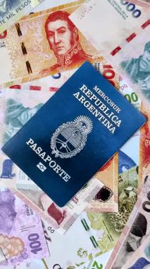 Seyahat etmek, uçmak ve iş yapmak için Arjantin pasaportu. Arjantin belgesi, sınırı geçmek için kimlik