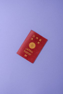 Seyahat etmek, uçmak ve iş yapmak için Japon pasaportu. Japonya belgesi, sınırı geçmek için kimlik