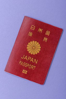 Seyahat etmek, uçmak ve iş yapmak için Japon pasaportu. Japonya belgesi, sınırı geçmek için kimlik