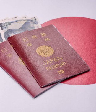 Seyahat etmek, uçmak ve iş yapmak için Japon pasaportu. Japonya belgesi, sınırı geçmek için kimlik