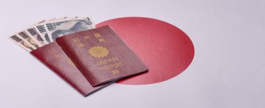 Seyahat etmek, uçmak ve iş yapmak için Japon pasaportu. Japonya belgesi, sınırı geçmek için kimlik