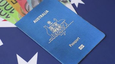 Seyahat etmek, uçmak ve iş yapmak için Avustralya pasaportu. Avustralya belgesi, sınırı geçmek için kimlik