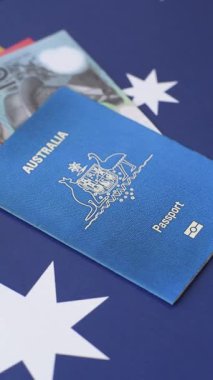 Seyahat etmek, uçmak ve iş yapmak için Avustralya pasaportu. Avustralya belgesi, sınırı geçmek için kimlik