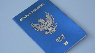 Seyahat, uçmak ve iş yapmak için Endonezya pasaportu. Endonezya belgesi, sınırı geçmek için kimlik