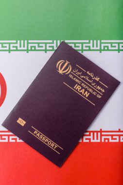Seyahat etmek, uçmak ve iş yapmak için İran pasaportu. İran belgesi, sınırı geçmek için kimlik