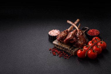 Et, ızgara dana eti, kaburga ya da biftek. Et yemeği, ızgara yemek.