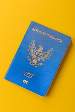Seyahat, uçmak ve iş yapmak için Endonezya pasaportu. Endonezya belgesi, sınırı geçmek için kimlik