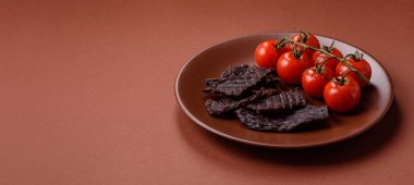 Atıştırmalık ya da kurutulmuş et, kurutulmuş kurutulmuş kurutulmuş et. Biftek, bira için et.