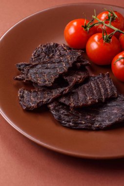 Atıştırmalık ya da kurutulmuş et, kurutulmuş kurutulmuş kurutulmuş et. Biftek, bira için et.