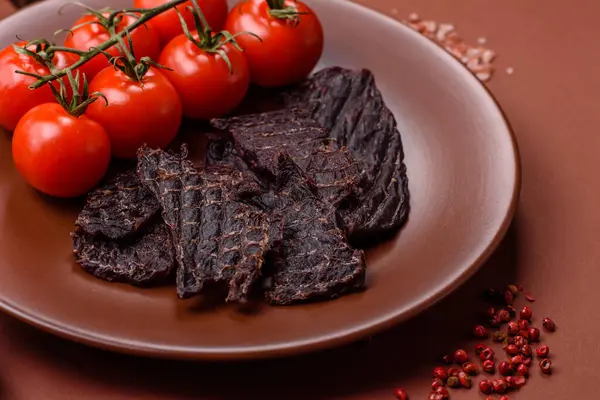 Atıştırmalık ya da kurutulmuş et, kurutulmuş kurutulmuş kurutulmuş et. Biftek, bira için et.