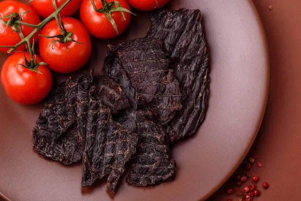 Atıştırmalık ya da kurutulmuş et, kurutulmuş kurutulmuş kurutulmuş et. Biftek, bira için et.