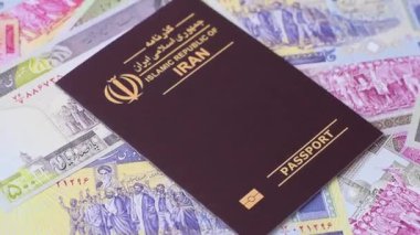 Seyahat etmek, uçmak ve iş yapmak için İran pasaportu. İran belgesi, sınırı geçmek için kimlik