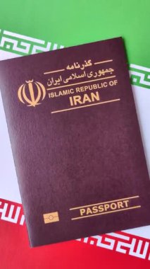 Seyahat etmek, uçmak ve iş yapmak için İran pasaportu. İran belgesi, sınırı geçmek için kimlik