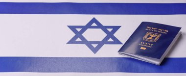 Seyahat etmek, uçmak ve iş yapmak için İsrail pasaportu. İsrail belgesi, sınırı geçmek için kimlik