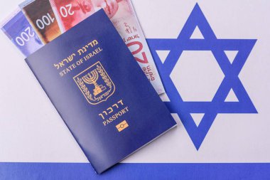 Seyahat etmek, uçmak ve iş yapmak için İsrail pasaportu. İsrail belgesi, sınırı geçmek için kimlik