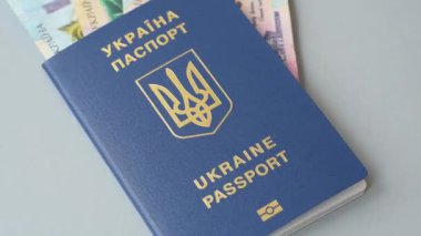 Seyahat, uçma ve iş yapmak için Ukrayna pasaportu. Ukrayna belgesi, sınırı geçmek için kimlik