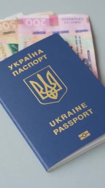 Seyahat, uçma ve iş yapmak için Ukrayna pasaportu. Ukrayna belgesi, sınırı geçmek için kimlik