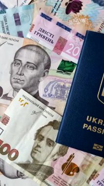 Seyahat, uçma ve iş yapmak için Ukrayna pasaportu. Ukrayna belgesi, sınırı geçmek için kimlik