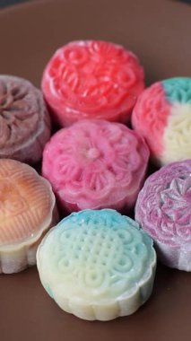 Çin ay çöreği, pirinç hamuru ve meyve dolgulu Asya tatlı tatlısıdır. Tasarımınız için arka plan olarak Asya ay pastası