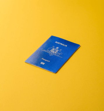 Seyahat etmek, uçmak ve iş yapmak için Avustralya pasaportu. Avustralya belgesi, sınırı geçmek için kimlik