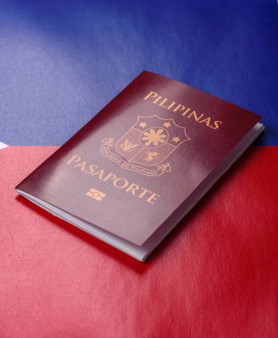 Seyahat etmek, uçmak ve iş yapmak için Filipinler pasaportu. Filipinler belgesi, sınırı geçmek için kimlik