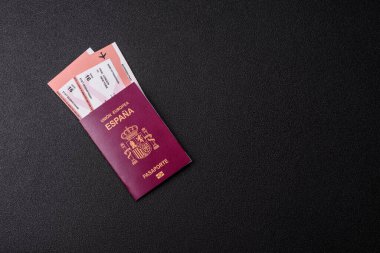 Seyahat, uçmak ve iş yapmak için İspanya pasaportu. İspanyolca belge, sınırı geçmek için kimlik