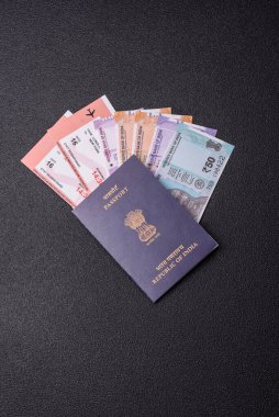 Hindistan pasaportu ve seyahat, uçma ve iş yapma biletleri. Hindistan belgesi, sınırı geçmek için kimlik